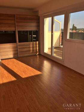 Zimmer. - 
