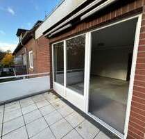 Traumwohnung im Dornröschenschlaf! Freie 3-Zimmer-Wohnung in Eimsbüttel inkl. Einzelgarage - Hamburg