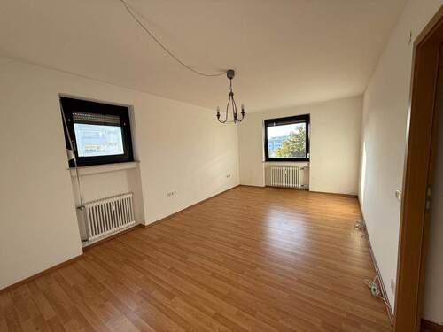 Wohn-/Schlafzimmer - 