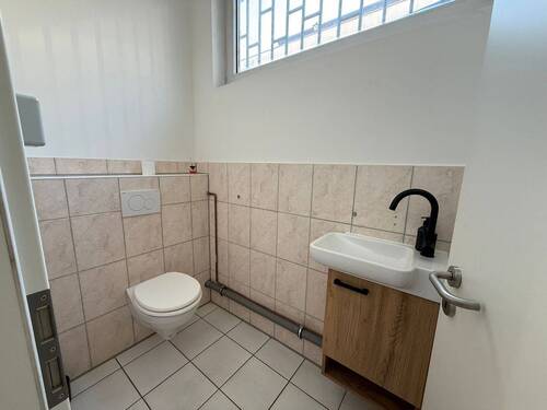 Damen-WC (2) - 