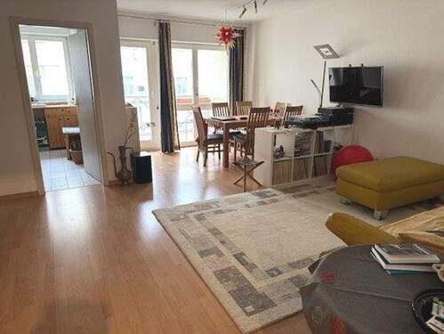Wohnzimmer - 2 Zimmer Etagenwohnung zum Kaufen in Dresden