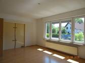 Wohnzimmer Ansicht 2 - 3 Zimmer Etagenwohnung zur Miete in Aalen