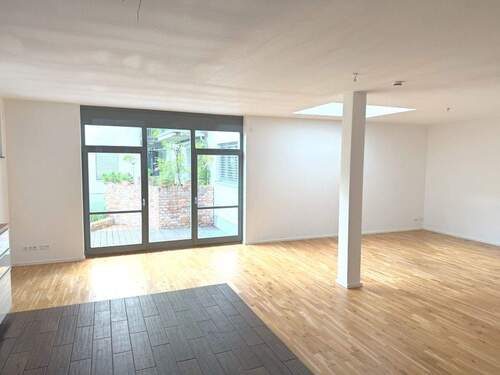 Blick von der Küche - 3 Zimmer Etagenwohnung in Berlin