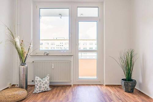 Schlafzimmer Vergleichswohnung - 2 Zimmer Etagenwohnung zur Miete in Chemnitz