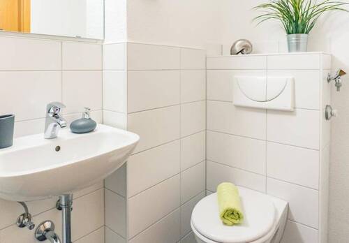 Bad Vergleichswohnung - Etagenwohnung mit 44,70 m&sup2; in Chemnitz zur Miete