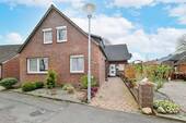 Außenansicht - 8 Zimmer Einfamilienhaus in Wilhelmshaven