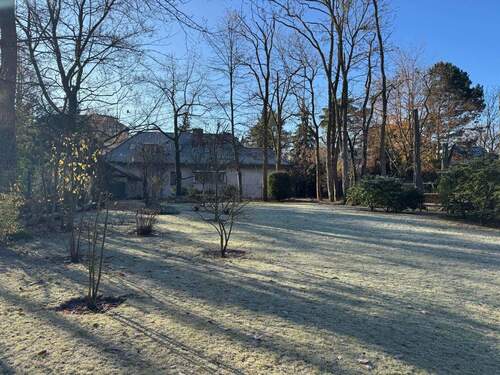 Geimschaftsgarten - Etagenwohnung mit 125,00 m&sup2; in Berlin zum Kaufen