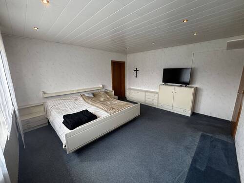 Schlafzimmer EG - 