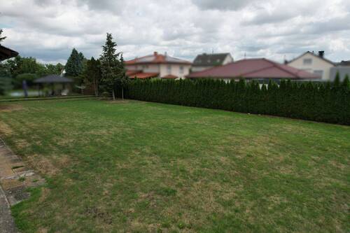 Baugrundstück/Garten - 