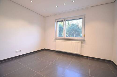 Büro/Kinderzimmer - Etagenwohnung mit 58,00 m&sup2; in Leonberg zum Kaufen
