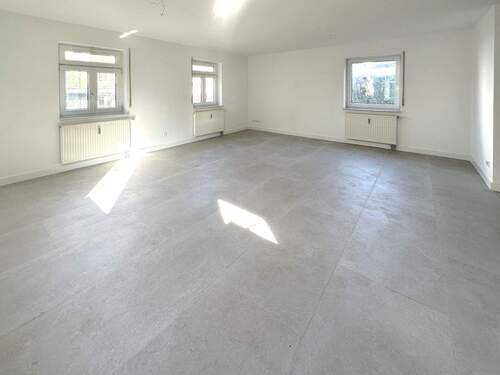 Wohnbereich - 4 Zimmer Etagenwohnung in Remseck