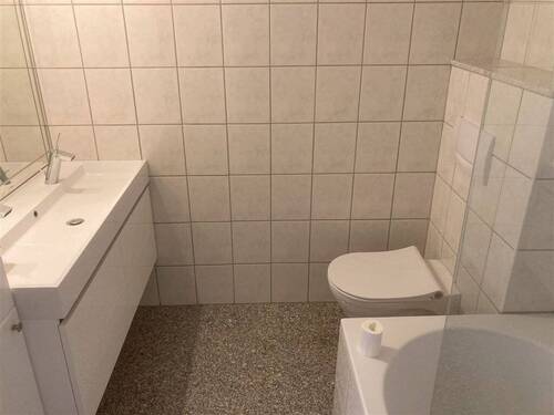 Bad Bild 1 - 
