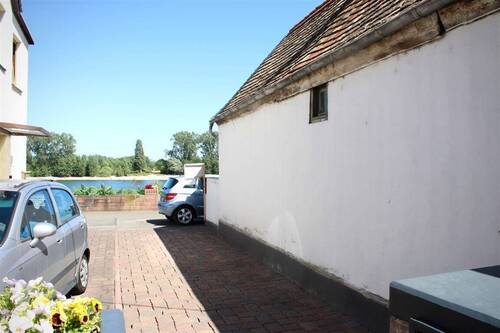 PKW-Stellplatz - 