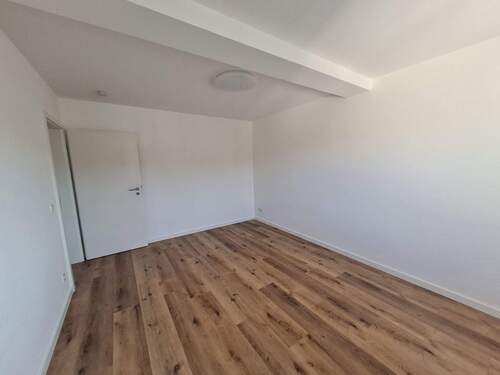 Schlafzimmer - Bild 2.jpg - 