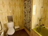 ....mit Wanne, Dusche und WC - 