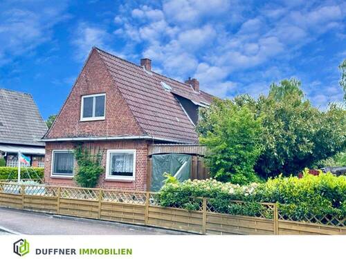 Haus - 6 Zimmer Einfamilienhaus zum Kaufen in Westerrönfeld