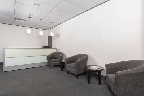 Generic Business lounge_04.jpg - Büro in Unterschleißheim zur Miete