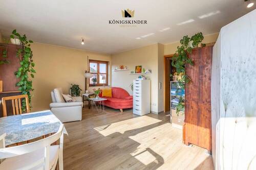 Moderner Wohn- und Essbereich mit viel Platz - 