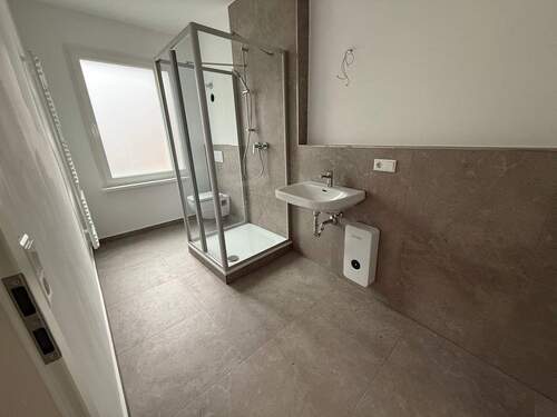 Bad - 2 Zimmer Etagenwohnung in Fürth