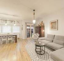 Gepflegtes 3-Familienhaus mit modernisierten Einheiten und flexiblen Nutzungsmöglichkeiten - Freiberg Beihingen