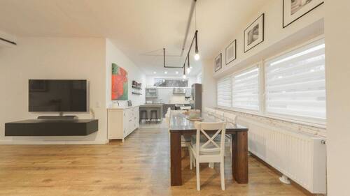 EG_Wohnen_Essen - 9 Zimmer Mehrfamilienhaus, Wohnhaus in Freiberg