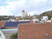 Burgblick - ***Ruhige, gut gelegene Dachgeschosswohnung mit neuwertiger Einbauküche im Herzen von Sonnenberg! ***