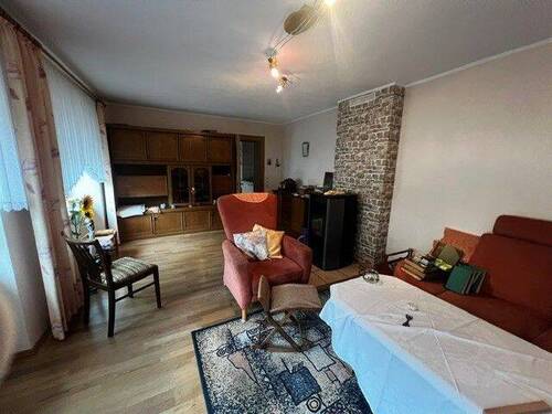 EG Wohnzimmer - 1 Zimmer Einfamilienhaus in Morbach / Bischofsdhron