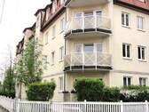 Außenansicht - Helle 3-Zimmer-Eigentumswohnung mit Balkon - in ruhiger und grüner Lage!