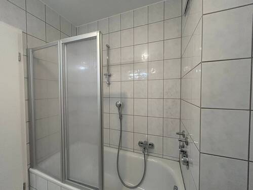 Neue Armaturen - 