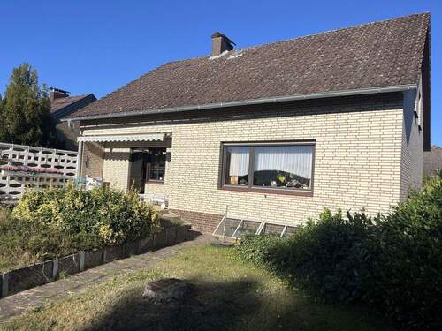 Gatenansicht - 9 Zimmer Einfamilienhaus zum Kaufen in Bad Fallingbostel