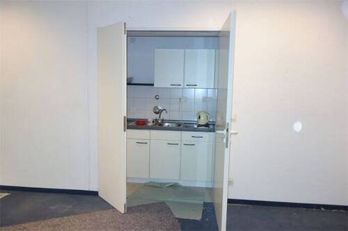 Küche im Erdgeschoss - Büro mit 383,00 m&sup2; in Velten zur Miete