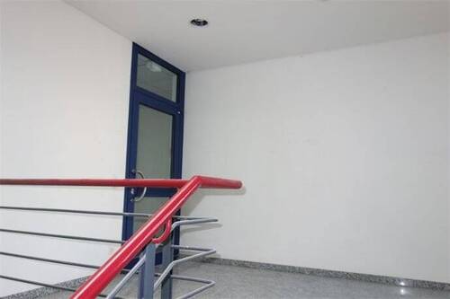 Eingang zu dem Oberen Büroräum - 