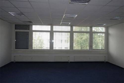 Hinterer Büroraum - 