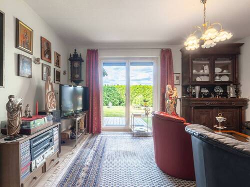 Schlaf- / Arbeitszimmer EG - 