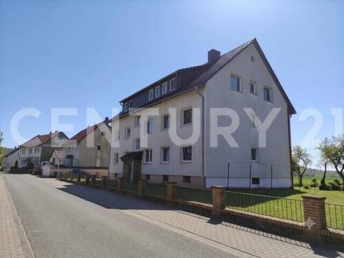 Ansicht Nordwest ( mit KI-bereinigt) - 2 Zimmer Mehrfamilienhaus, Wohnhaus zum Kaufen in Wolfenbüttel