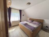 Schlafzimmer im Dachgeschoss - 