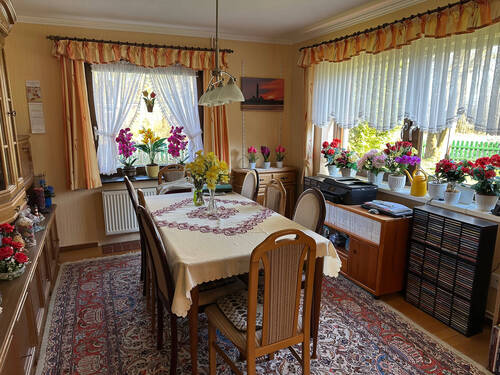 Wohnzimmer/Essplatz EG - 