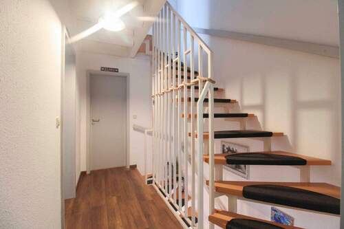 Flur - Treppenhaus (3) - 