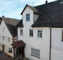 Vollvermietet 13.200 € p.a. - Mehrfamilienhaus mit 3 Wohneinheiten in Bad Karlshafen