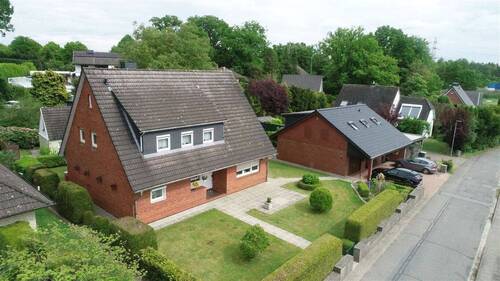 Objektansicht - 6 Zimmer Einfamilienhaus zum Kaufen in Rosengarten