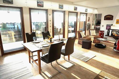 EG Tisch und Autolounge - 