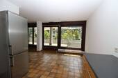 Aus der Küche - 3 Zimmer Etagenwohnung in Stuttgart