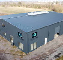 moderne und neuwertige Lagerhalle mit Bürogebäude. - Pirmasens