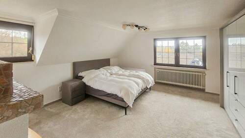 Elternschlafzimmer OG - 