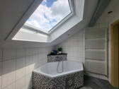 und Badewanne - 