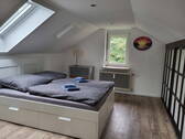 Schlafzimmer 2 - mit Rollo - 