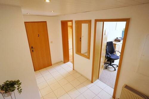 19 - B61 Flur Souterrain - 