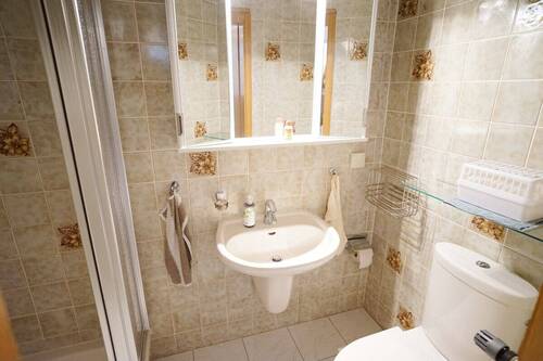 22 - B61 Badezimmer Souterrain - 