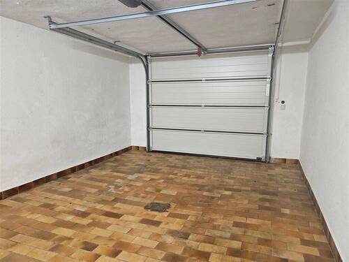 Garage - 
