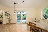 Essbereich mit Gartenblick - 